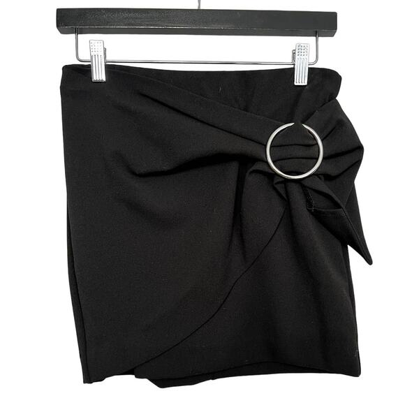 NEW! Express Mini Skirt Metal Accent Side Ruche Black - XS - Picture 1 of 3
